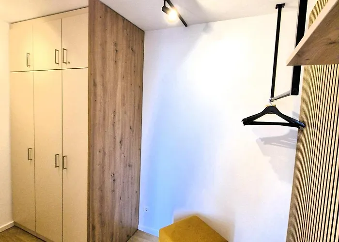 Penthouse 21141 * Βίντερμπεργκ